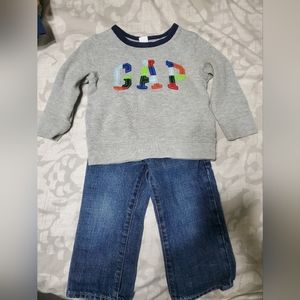 Euc toddler gap jeans and sweater set